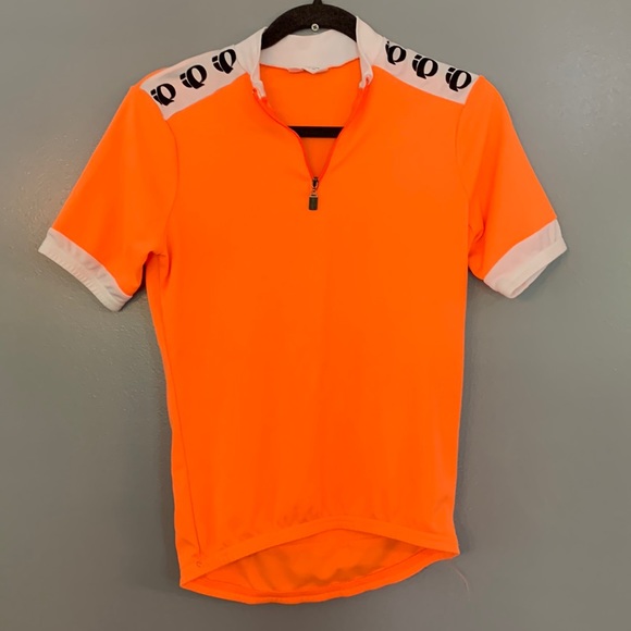EUC Women’s Pearl Izumi cycling top size small with bottle pockets in back. - Picture 1 of 7